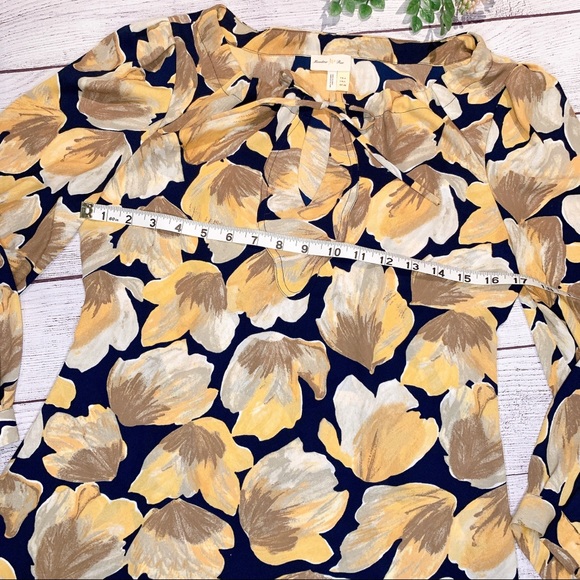 ANTHROPOLOGIE floral print top - Picture 8 of 11